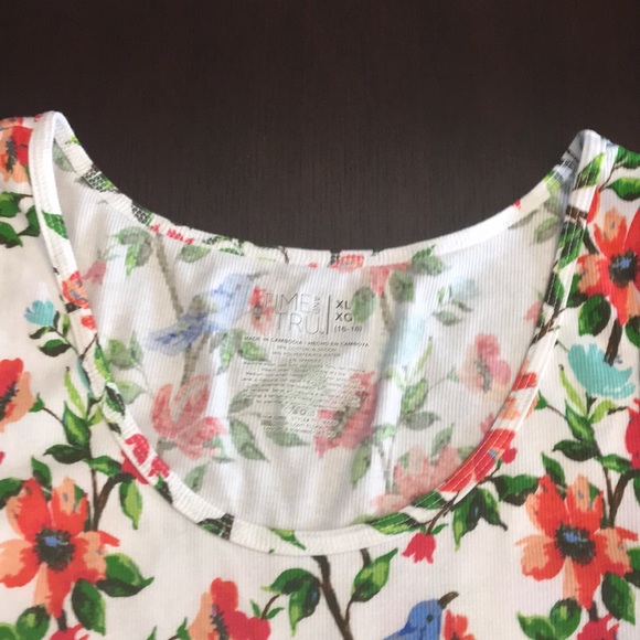 Floral and Bird Tank - Picture 3 of 4